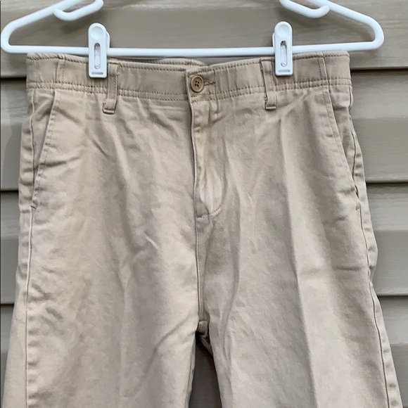 Perry Ellis boy’s khaki shorts $5/25 - Picture 2 of 4